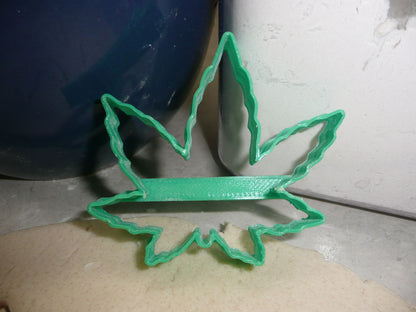 Cannabis Marijuana Hemp Fan Leaf 3 Inch Outline Cookie Cutter USA PR4294