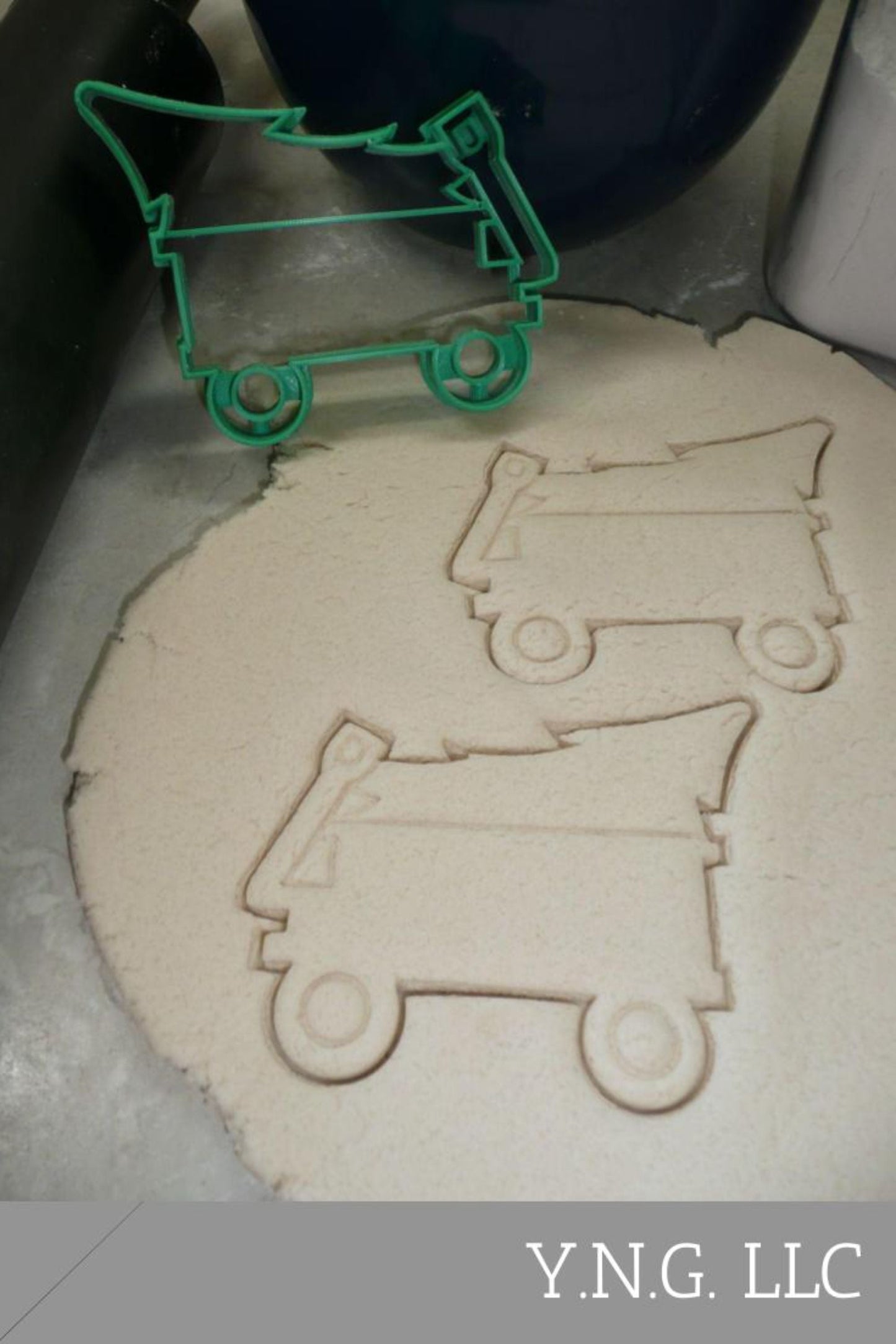 Christmas Tree Wagon Holiday Season Cookie Cutter USA PR4422