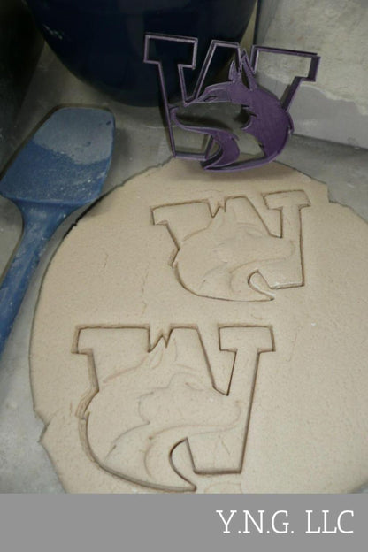 University of Washington Huskies Cookie Cutter Made in USA PR4464