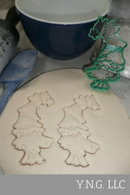 Grinch Whoville Leaning Christmas Tree Detailed Cookie Cutter USA PR4520