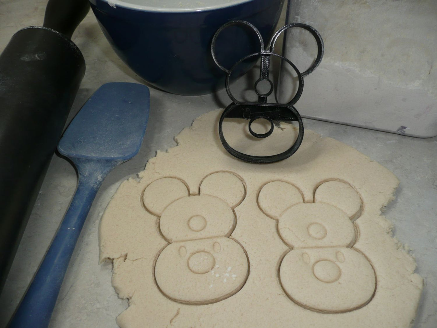 Mickey Mouse Themed Number Eight 8 Detailed Cookie Cutter Made In USA PR4568