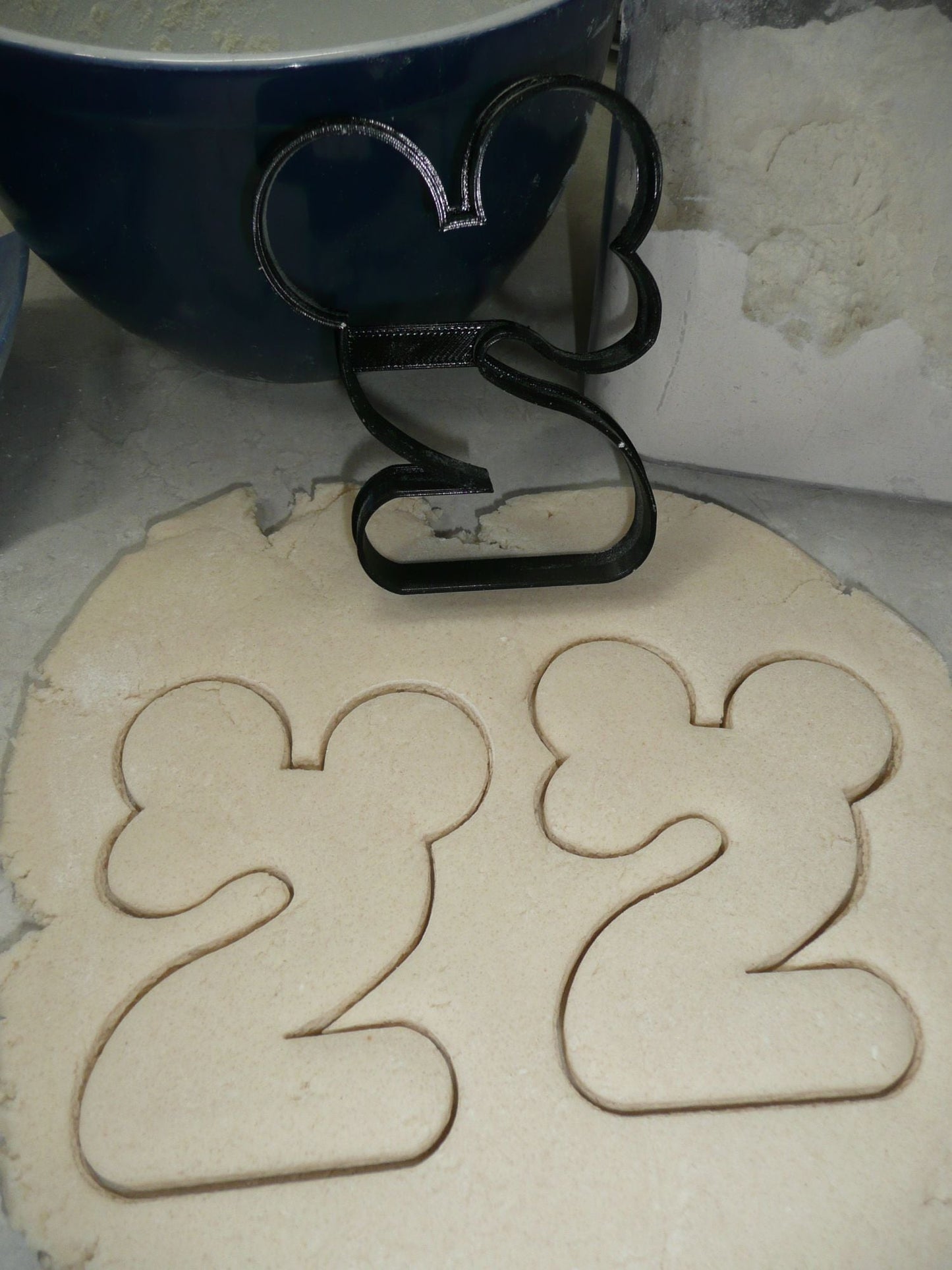 Mickey Mouse Themed Number Two 2 Outline Cookie Cutter Made In USA PR4582