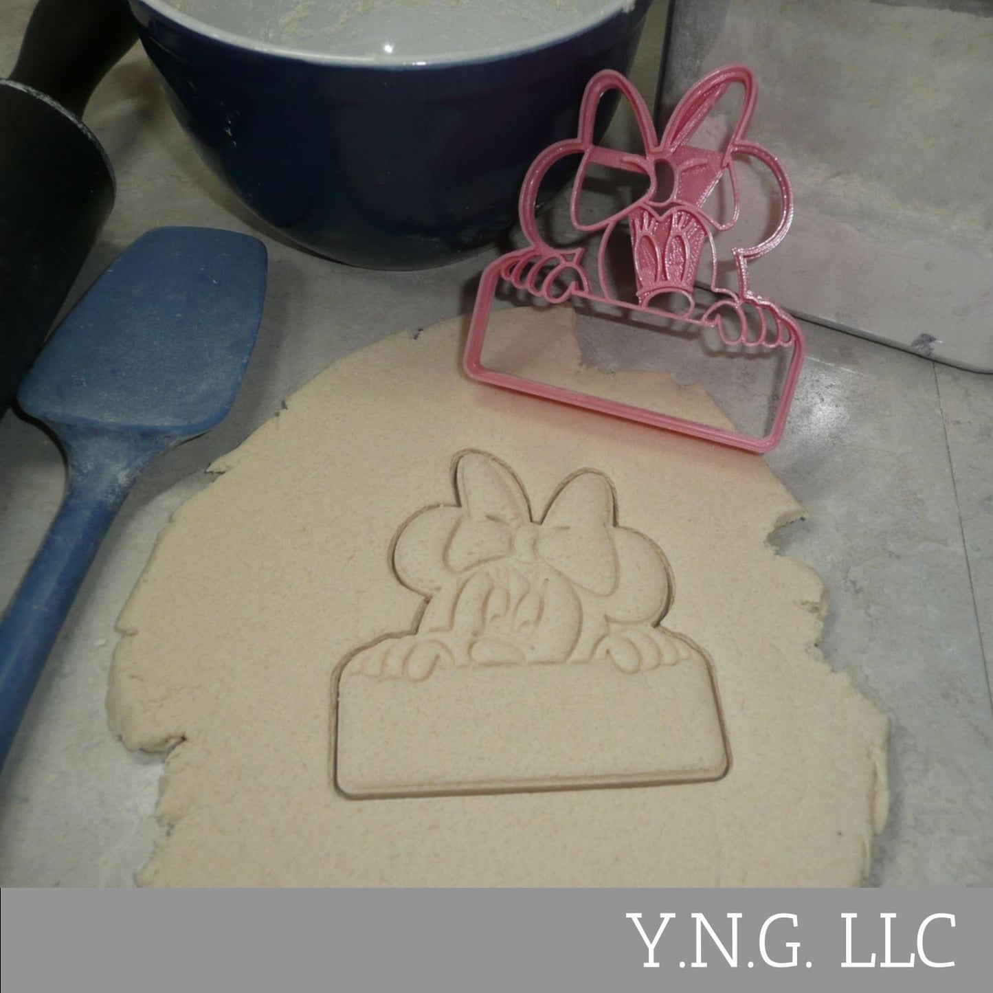 Minnie Mouse Themed Peek A Boo Banner Detailed Cookie Cutter Made In USA PR4653