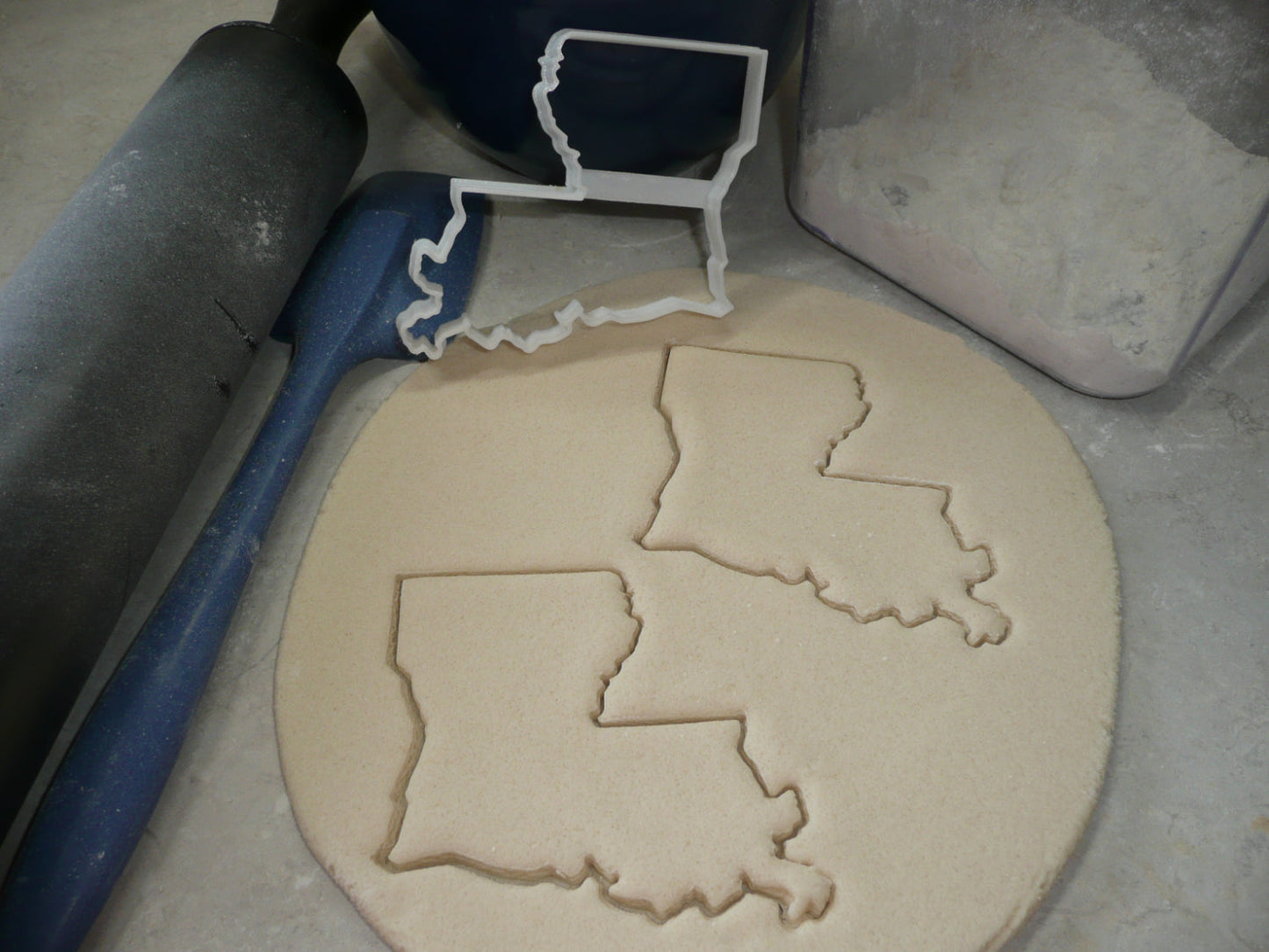 Louisiana State Outline Pelican Cookie Cutter Made In USA PR4691