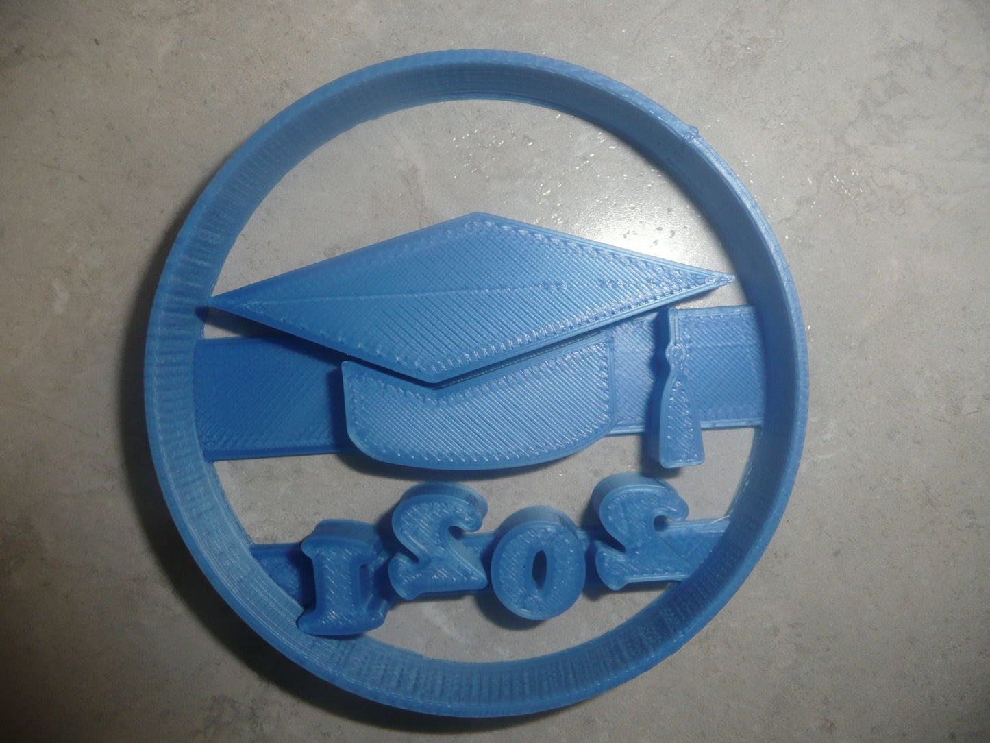 6x 2021 Graduation Fondant Cutter Cupcake Topper 1.75 IN USA FD4720