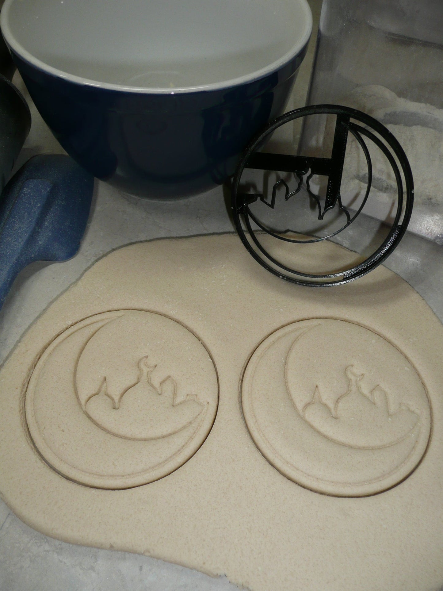 Ramadan Mosque with Crescent Moon Festival Cookie Cutter USA PR4739