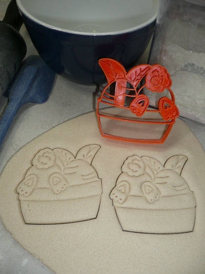 Easter Bunny and Carrot in Flower Pot Cookie Cutter Made in USA PR4740