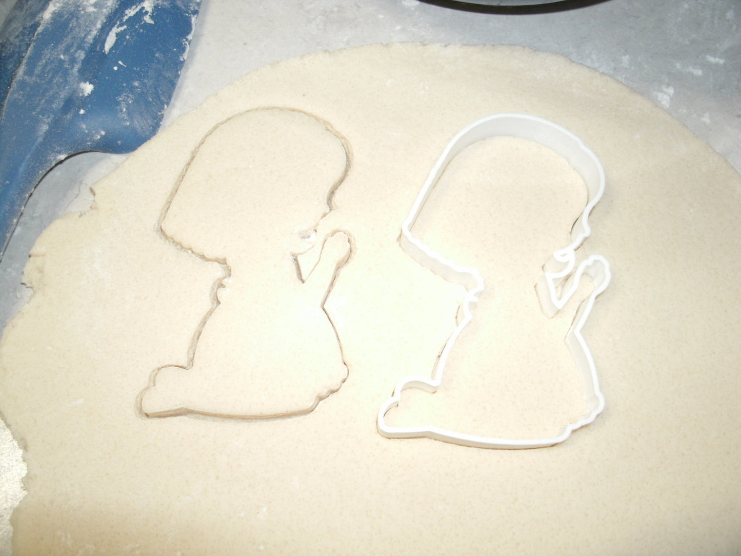 First Communion Girl Holy Eucharist Kneeling Praying Cookie Cutter USA PR677