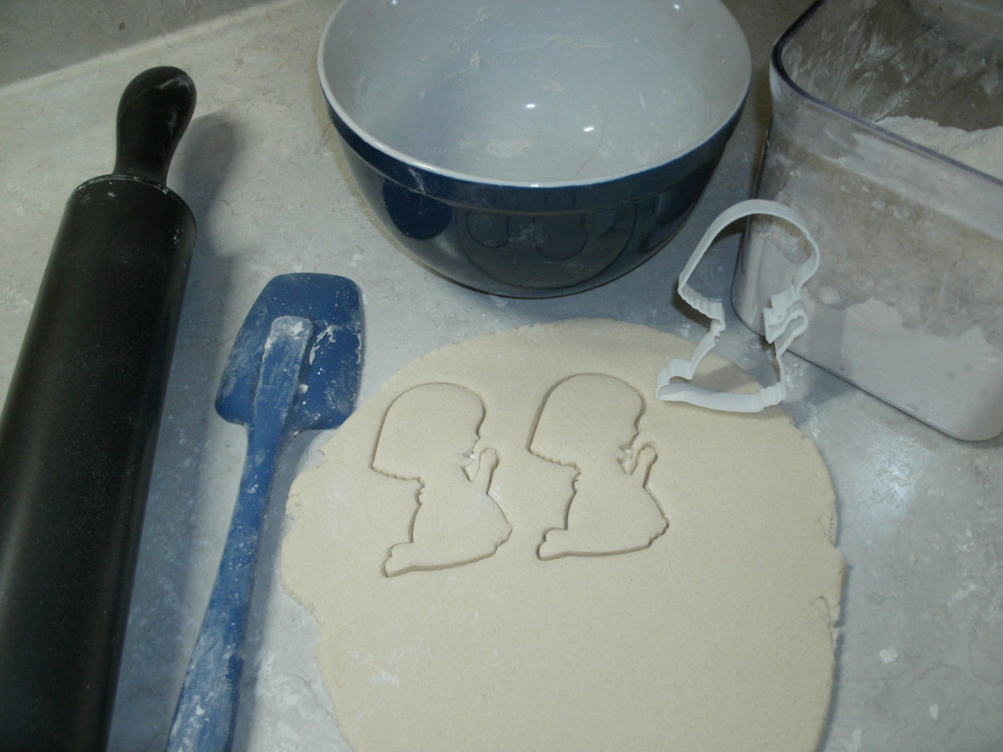 First Communion Girl Holy Eucharist Kneeling Praying Cookie Cutter USA PR677