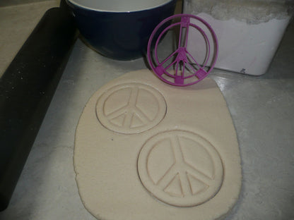 Peace Sign Symbol 1960s 1970s Retro Hippie Cookie Cutter USA PR2165