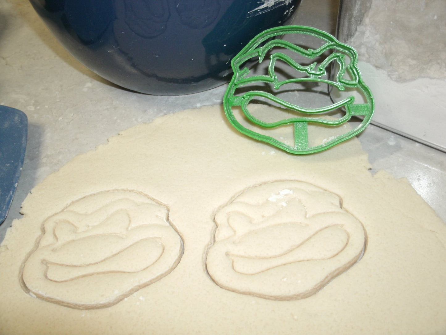 TMNT Teenage Mutant Ninja Turtles Turtle Face Cookie Cutter USA PR558