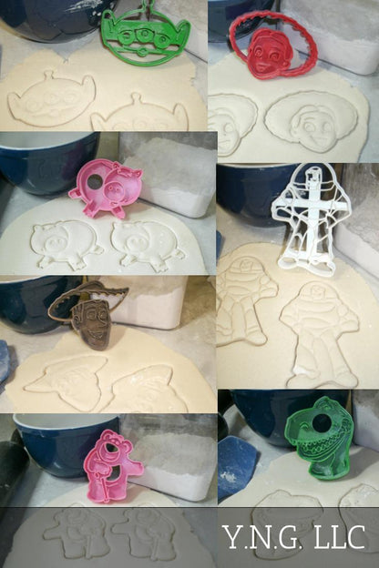 Toy Story Characters Woody Jessie Buzz Alien Set of 7 Cookie Cutters USA PR1003