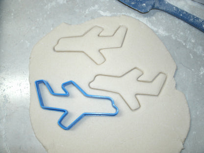 World Travel Plane Camera Suitcase Globe Set of 6 Cookie Cutters USA PR1032