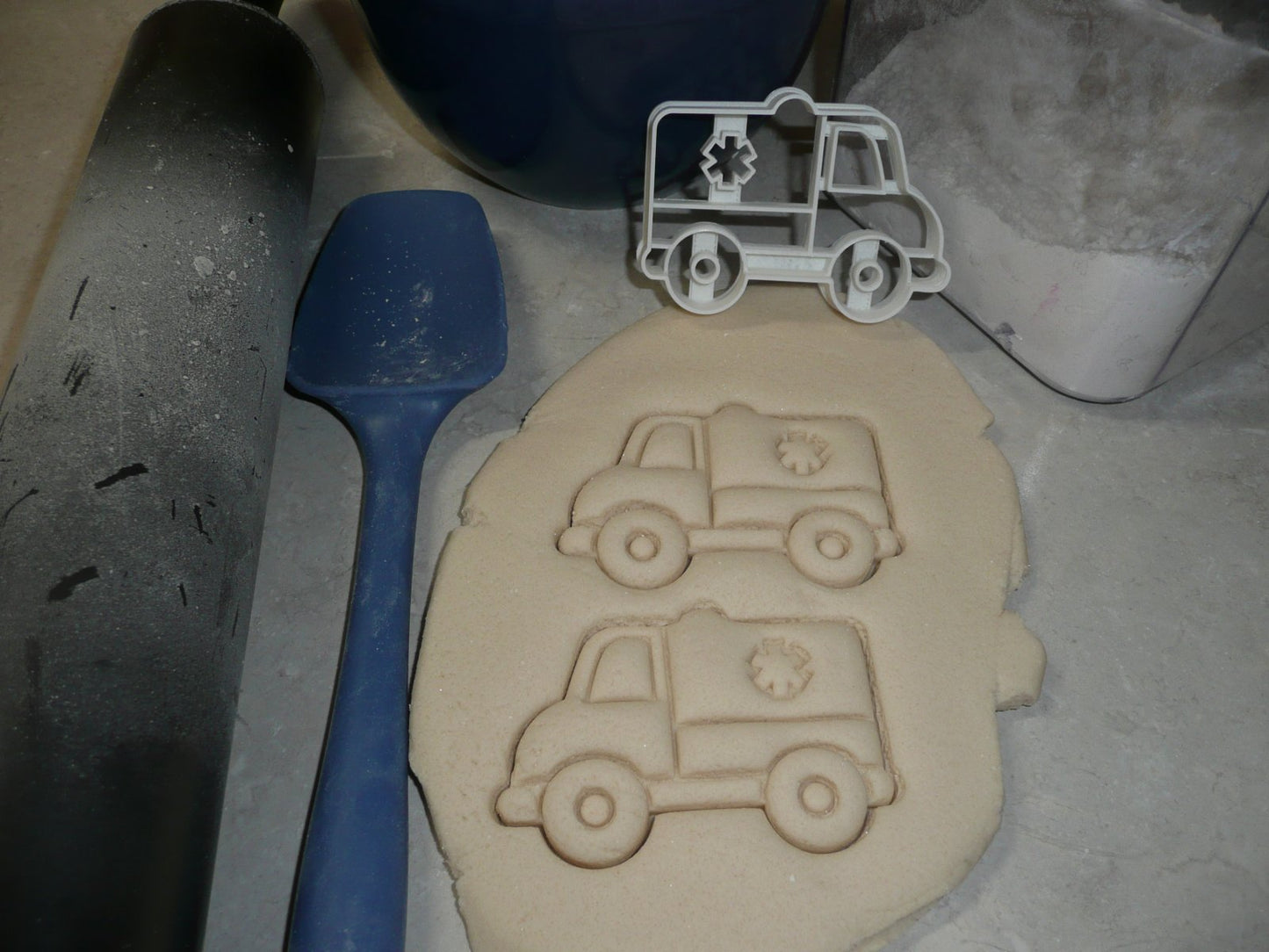 Ambulance Vehicle Medical EMT EMS Patient Transport Cookie Cutter USA PR2605