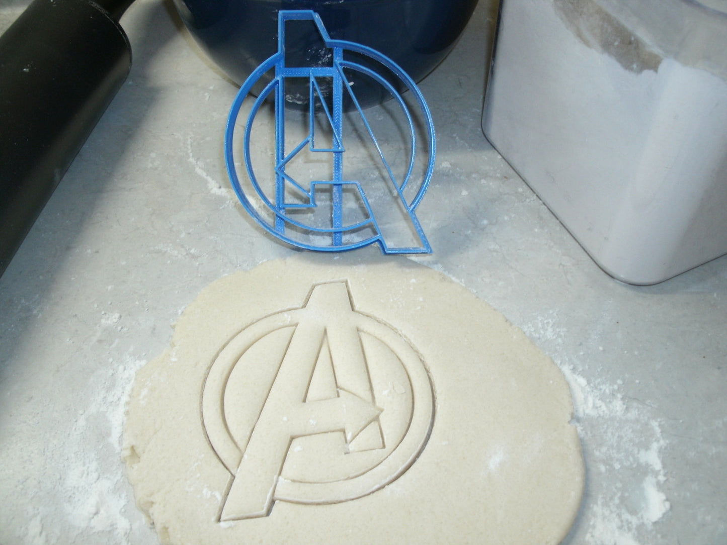 Avengers Infinity War Marvel Character Logos Set Of 10 Cookie Cutters USA PR1089