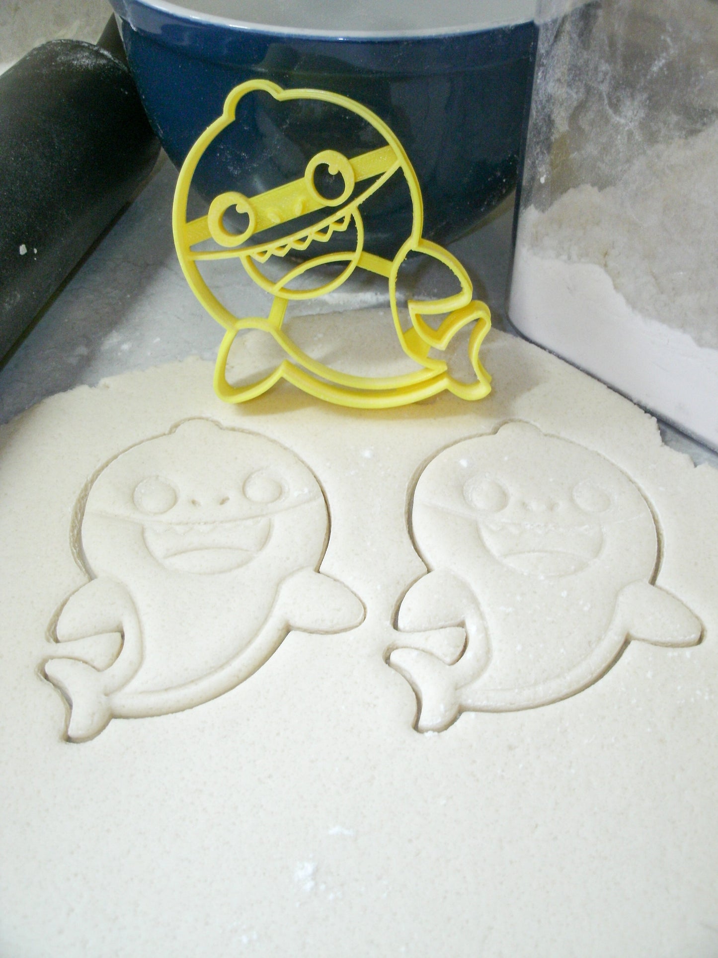 Baby Shark Family Song Viral Kids Dance Video Set Of 5 Cookie Cutters USA PR1158
