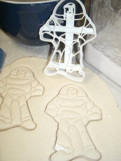Infinity And Beyond Buzz Lightyear Toy Story Set Of 2 Cookie Cutters USA PR1092