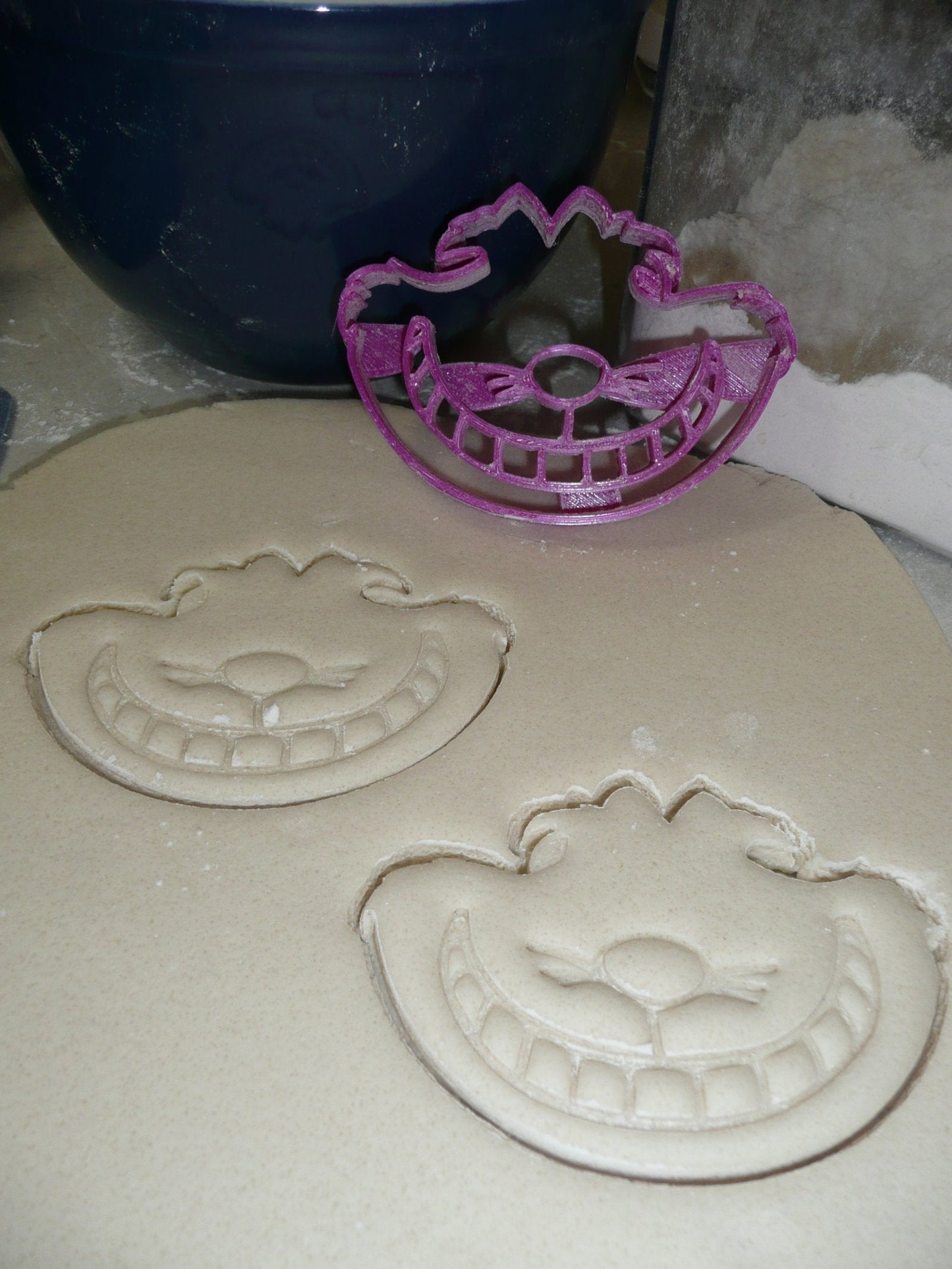 Cheshire Cat Alice Adventures In Wonderland Cookie Cutter Made In USA PR2345