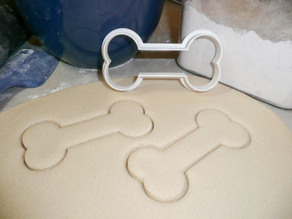 Dog Bones Treats Puppies Pup Set Of 2 Cookie Cutters USA PR1044