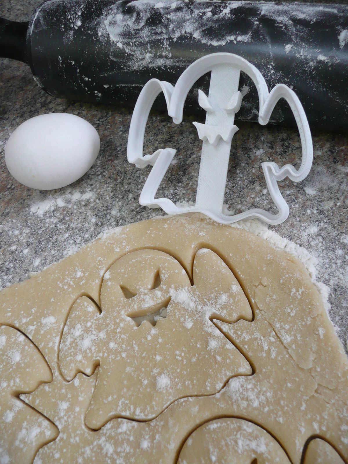 Graveyard RIP Tombstone Ghost Skull Halloween Set Of 3 Cookie Cutters USA PR1095