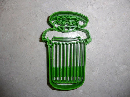 6x Oscar Grouch Fondant Cutter Cupcake Topper Size 1.75" USA FD2013