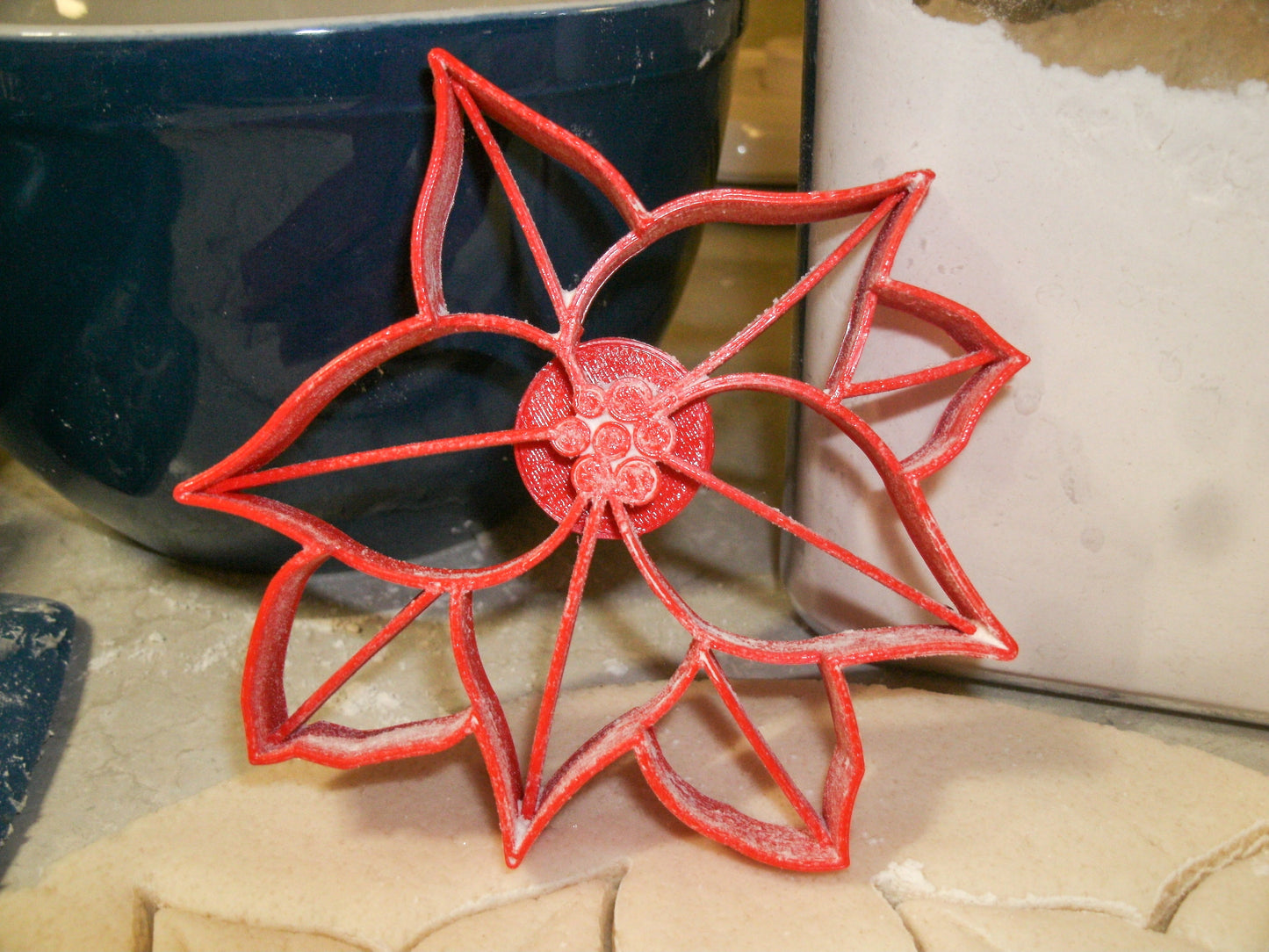 Poinsettia Plant Foliage Christmas Star Flower Cookie Cutter Made In USA PR2229