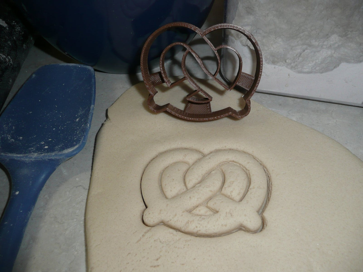 Pretzel Baked Bread Dough Movie Film Cinema Snack Food Cookie Cutter USA PR2159