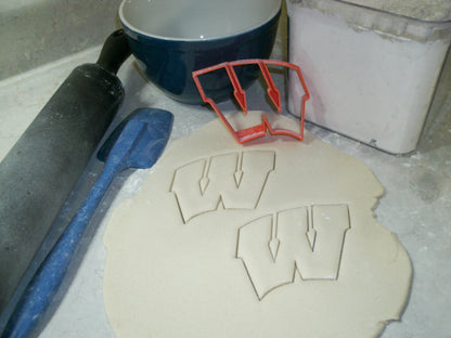 Wisconsin Badgers W Letter University Cookie Cutter Made In USA PR2215