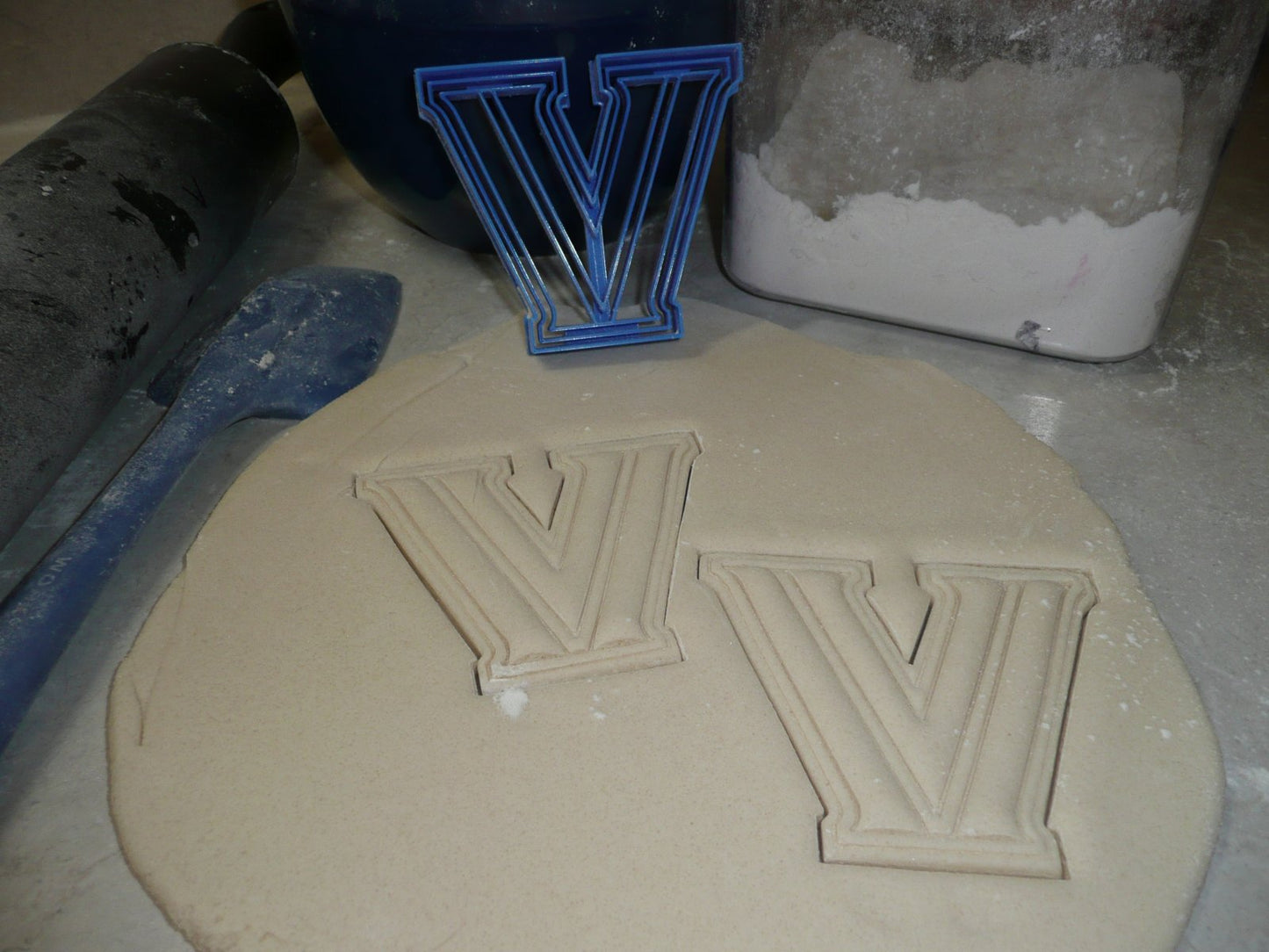 Villanova University Wildcats V Logo Sports Athletics Cookie Cutter USA PR2448